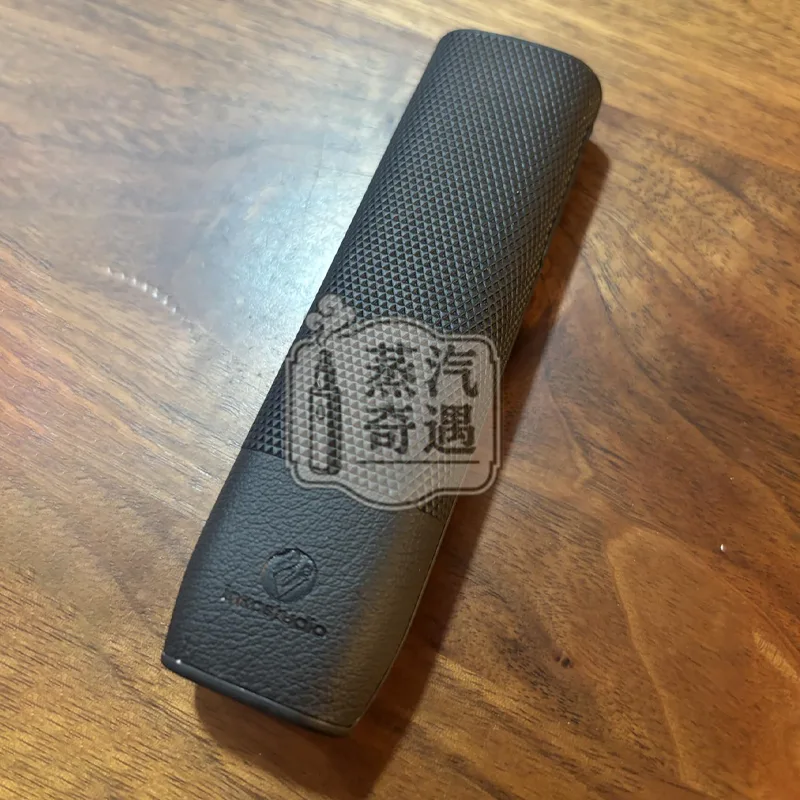 IQOS ILUMA ONE雙拼色TPU保護套 黑色款實拍圖